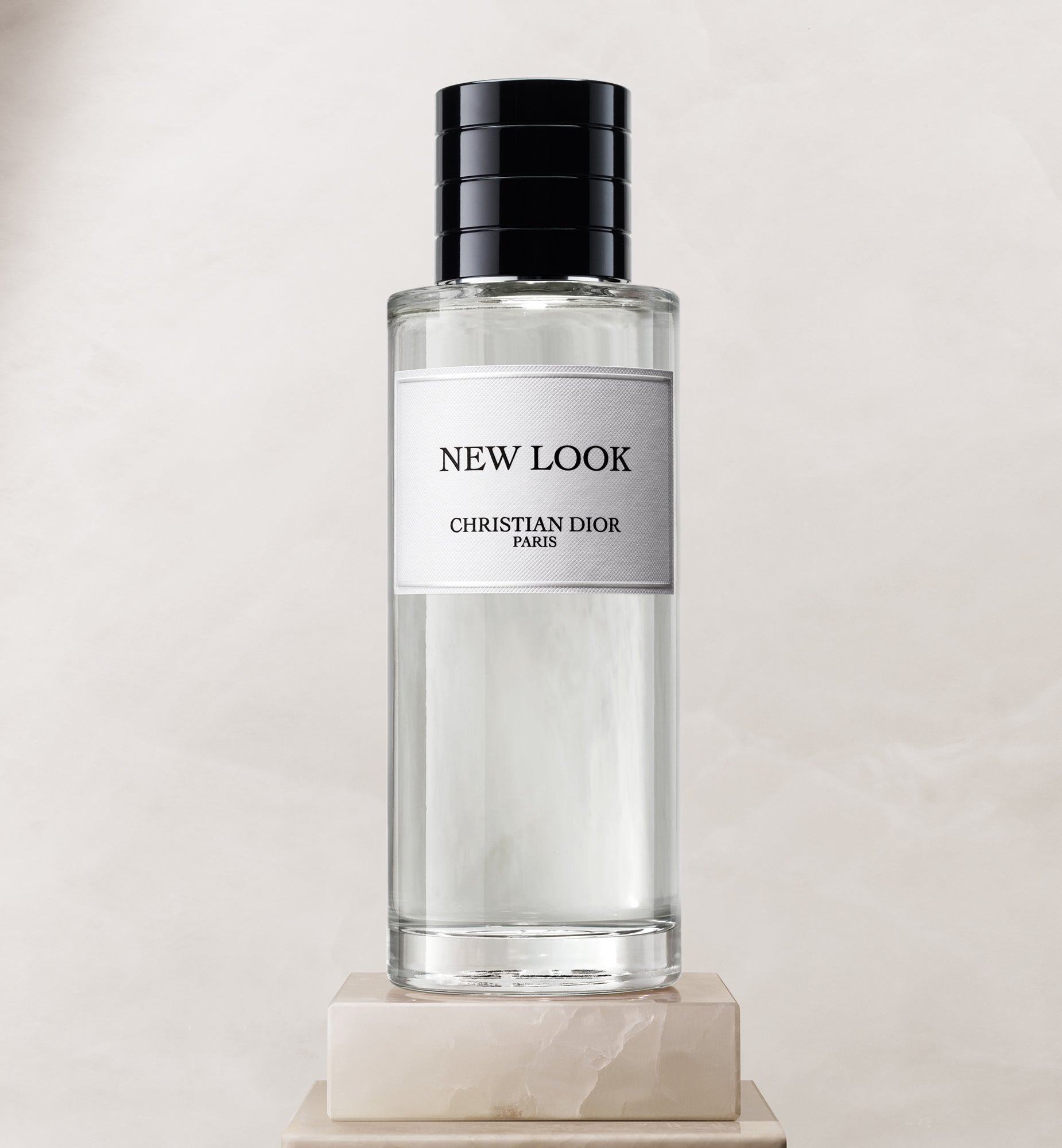 น้ำหอม Dior New Look—Eau De Parfum - Aldehyde And Ambery Notes—น้ำหอม กลิ่นอัลดีไฮด์หอมหวน และอำพันอันน่าตื่นตาตื่นใจและเย้ายวน